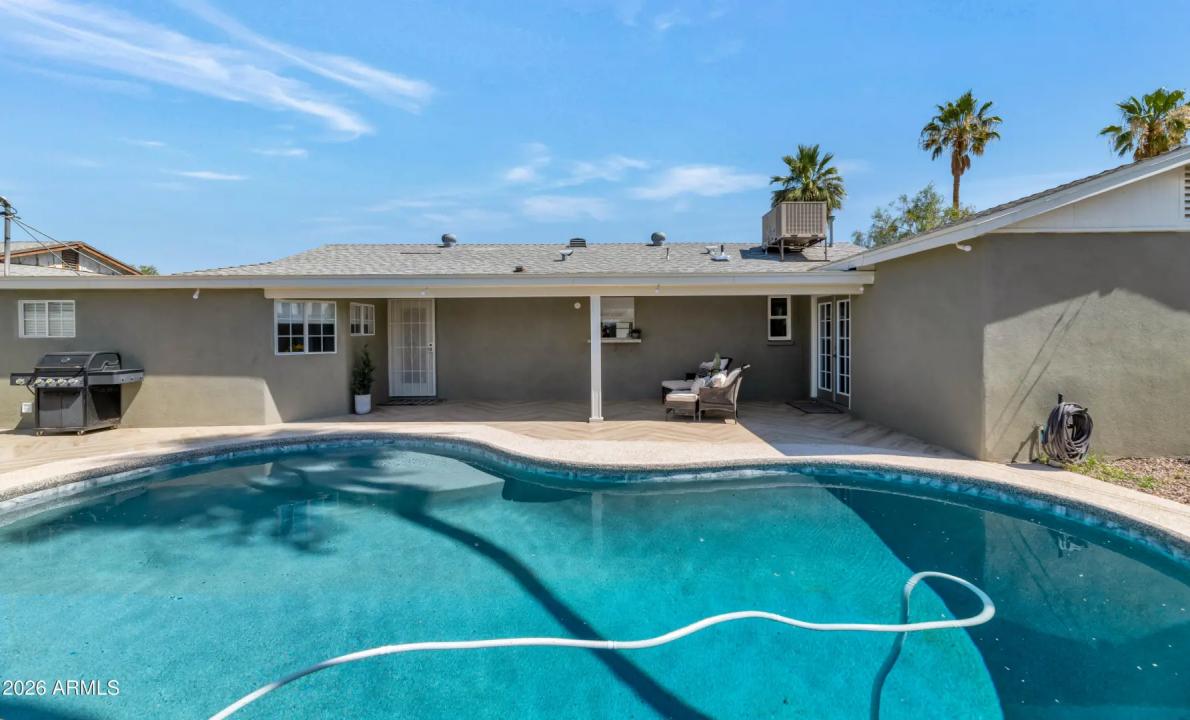 Real Estate Picture 28
