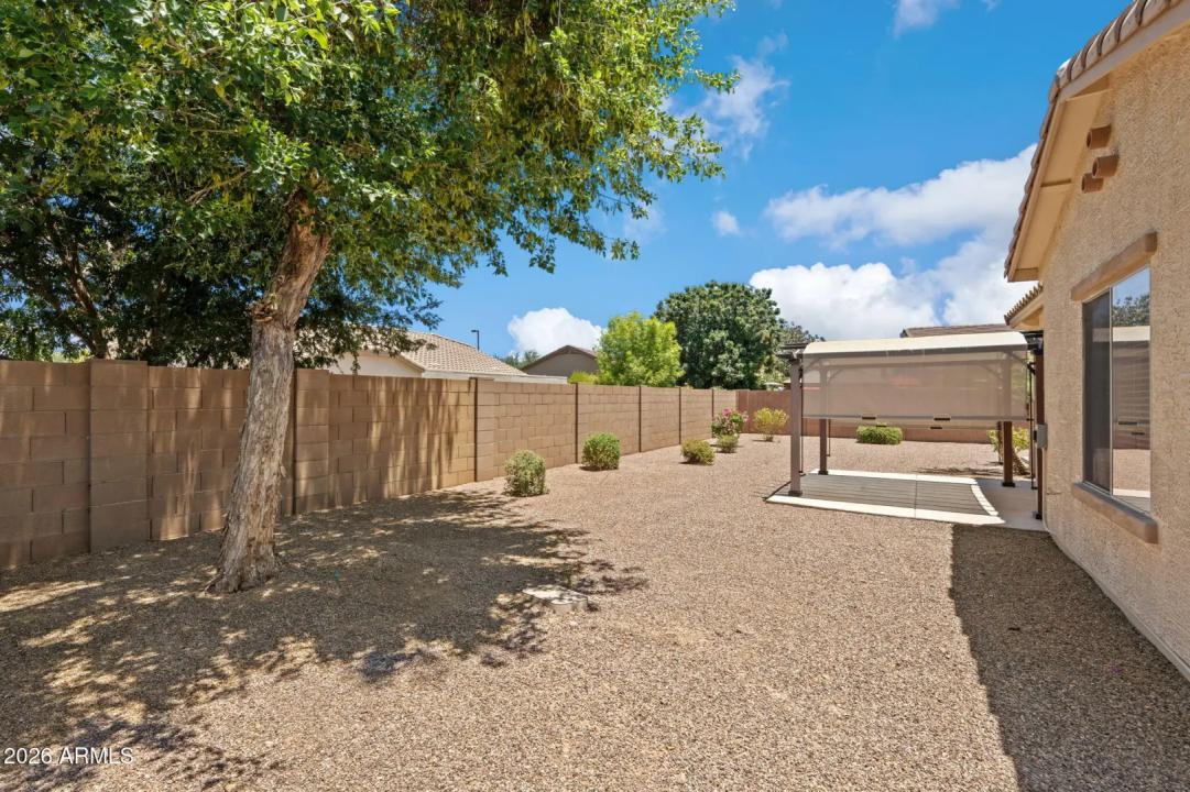 Real Estate Picture 35