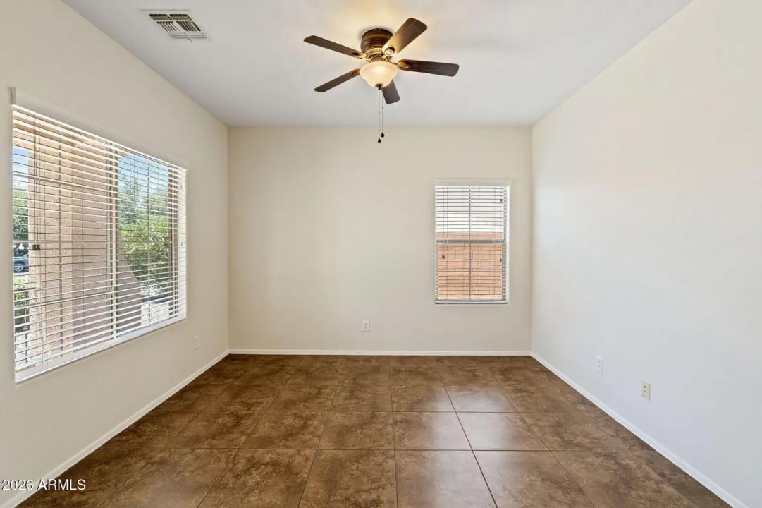 Real Estate Picture 23