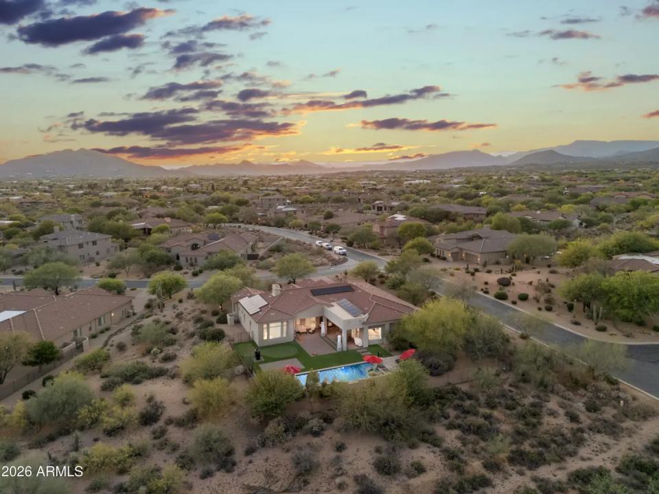 Real Estate Picture 70