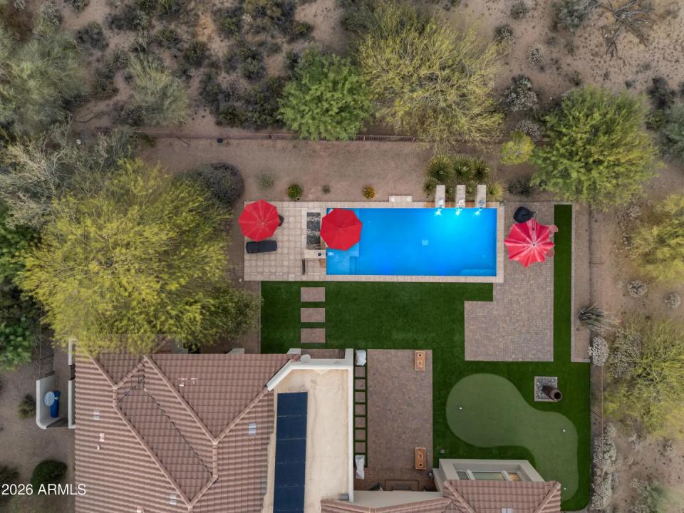 Real Estate Picture 64