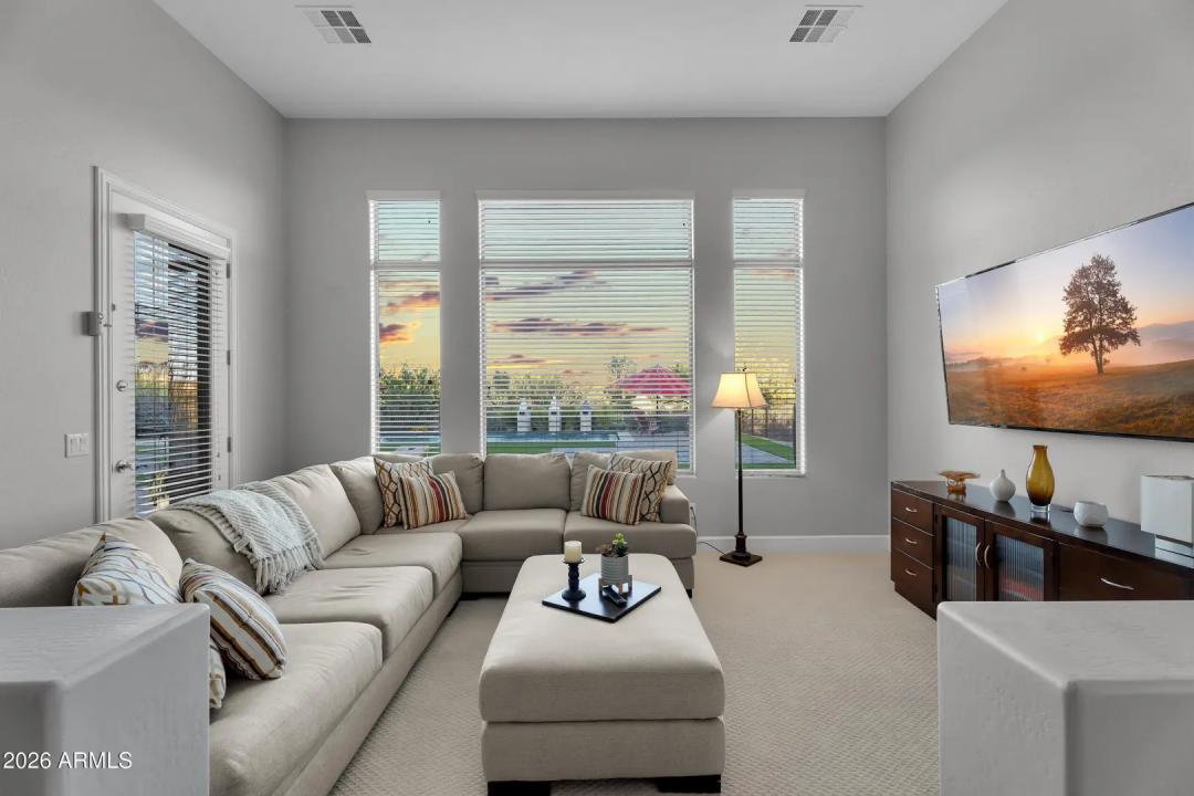 Real Estate Picture 36