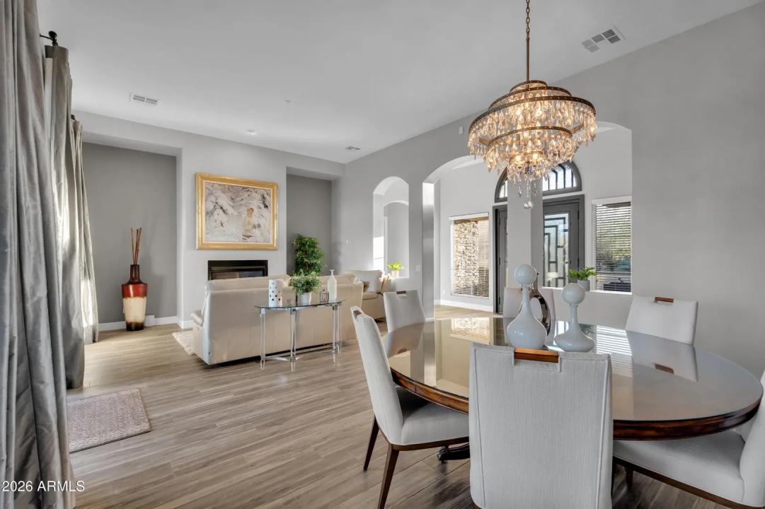 Real Estate Picture 13