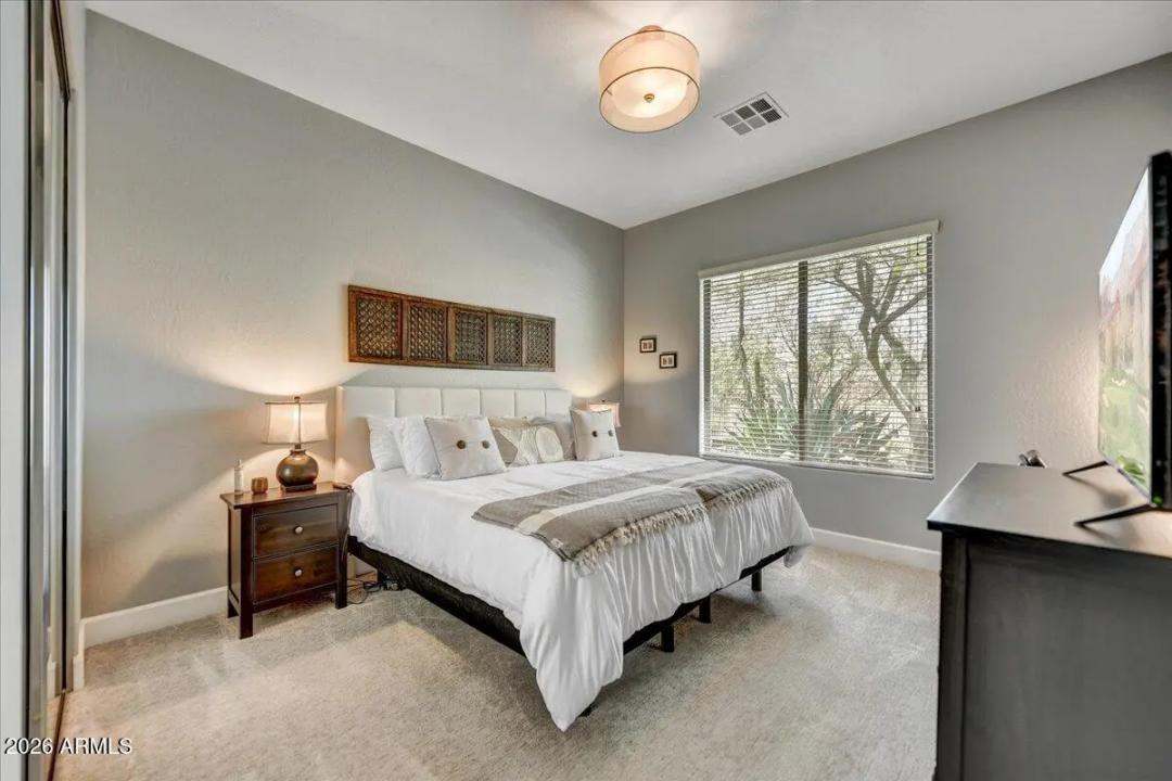 Real Estate Picture 42