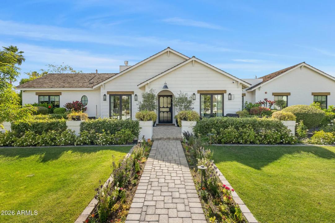 Real Estate Picture 1