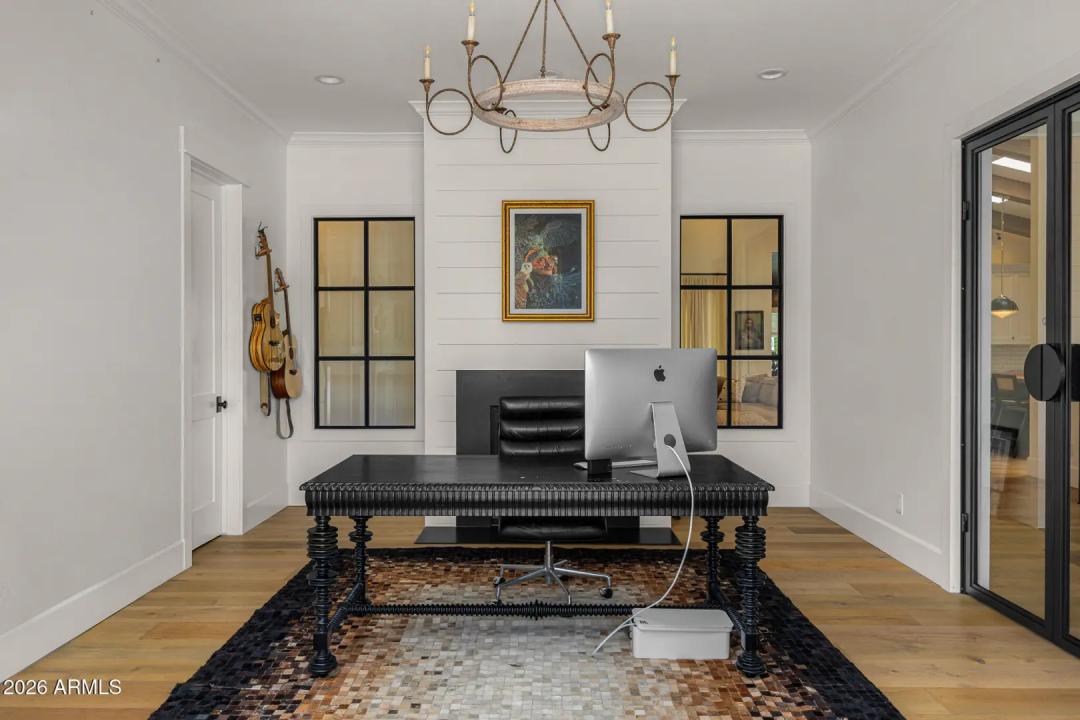 Real Estate Picture 14
