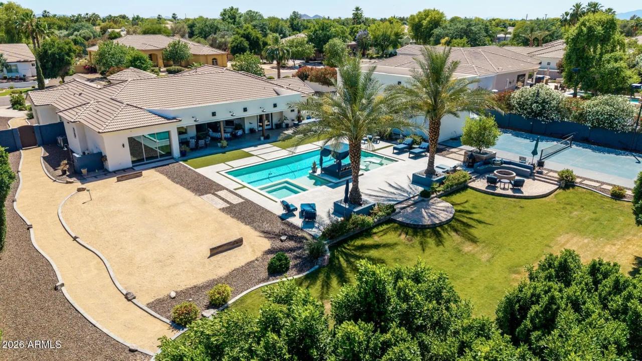 Real Estate Picture 96