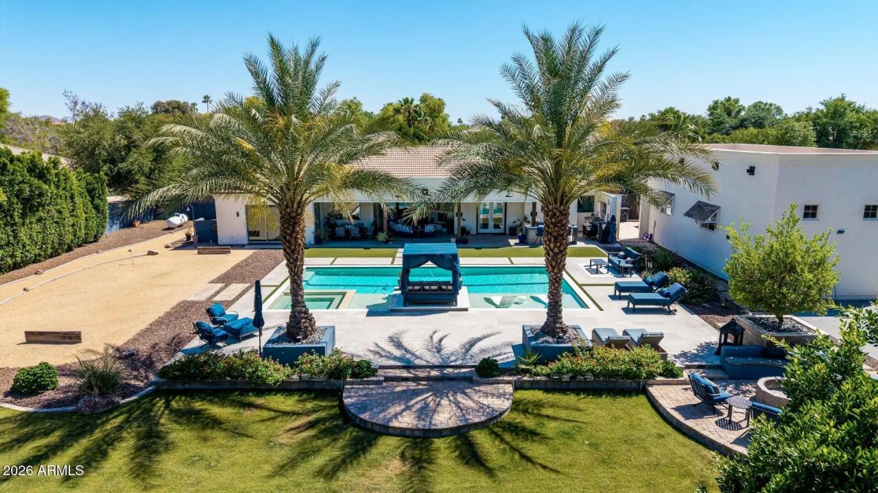 Real Estate Picture 100