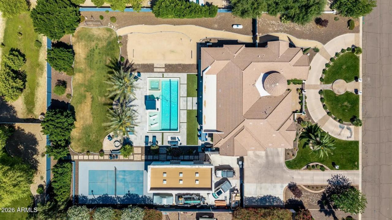 Real Estate Picture 111