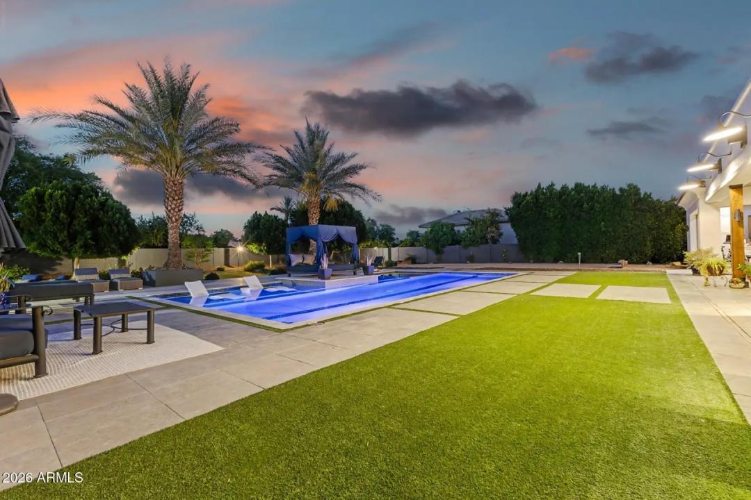 Real Estate Picture 80