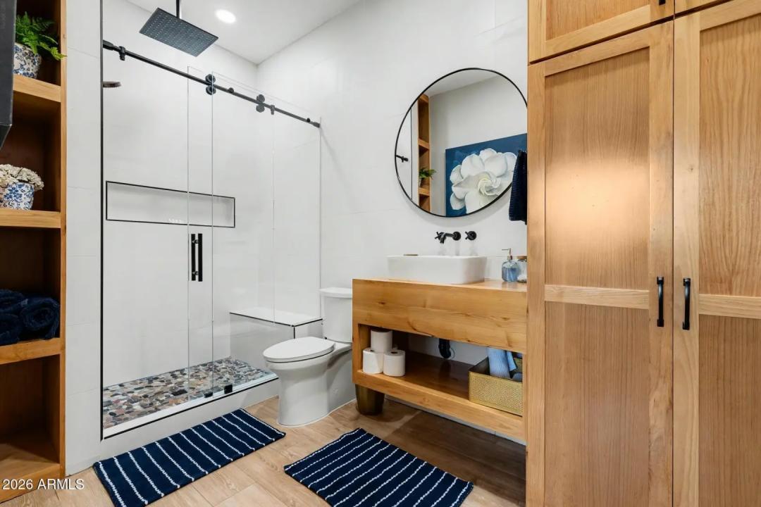 Real Estate Picture 54