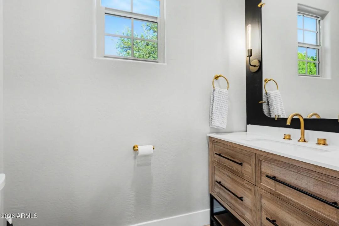 Real Estate Picture 41