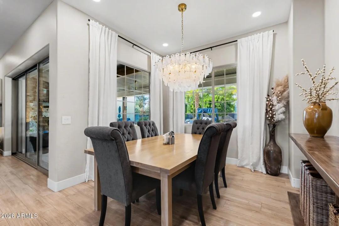 Real Estate Picture 28
