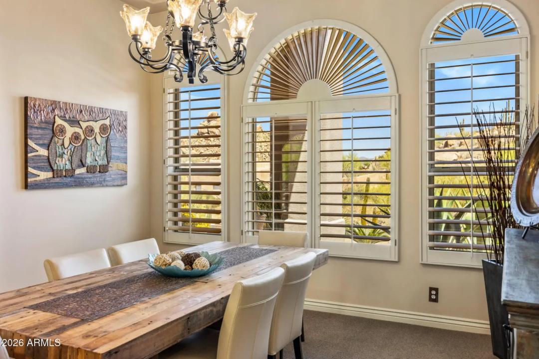 Real Estate Picture 12