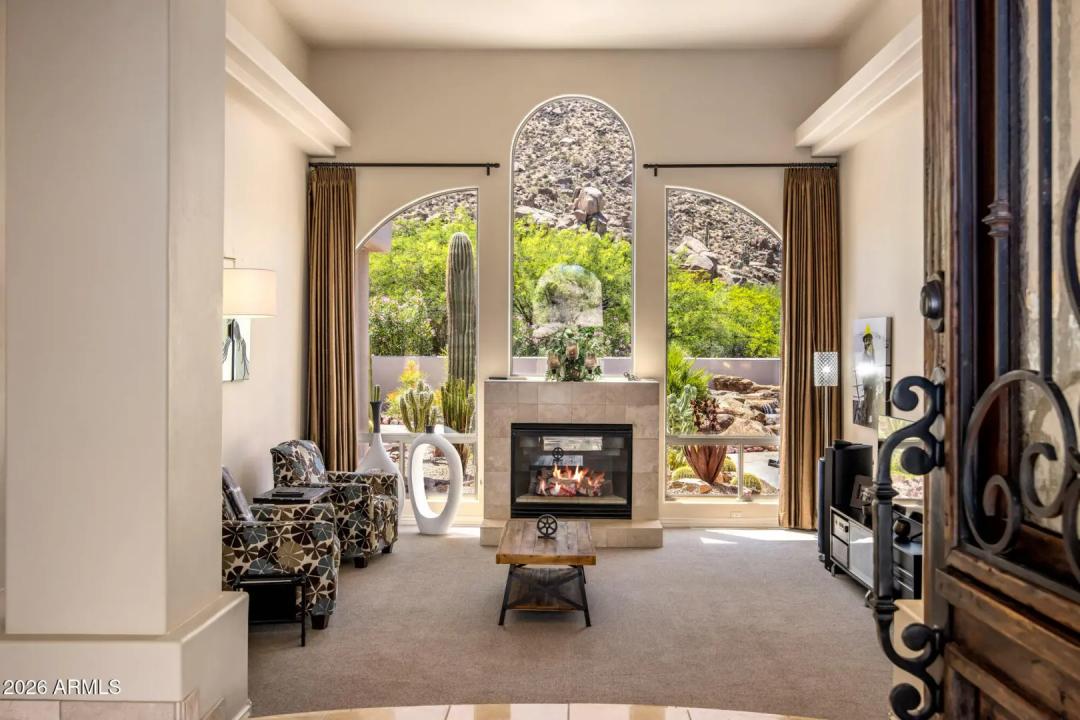 Real Estate Picture 10