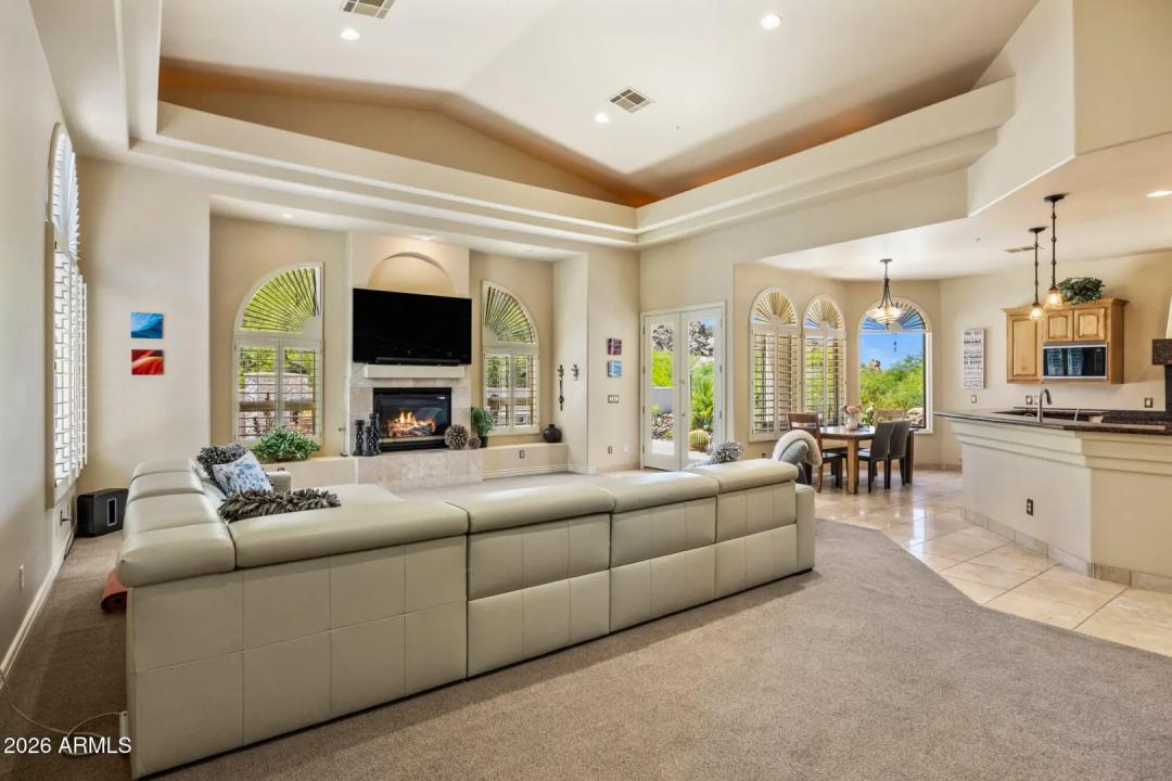 Real Estate Picture 15