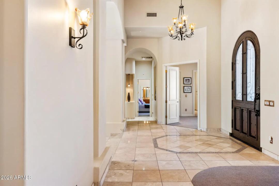 Real Estate Picture 19