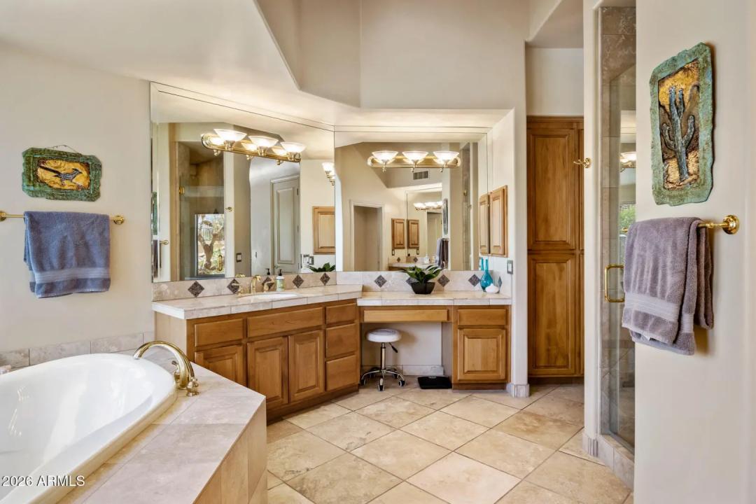 Real Estate Picture 23