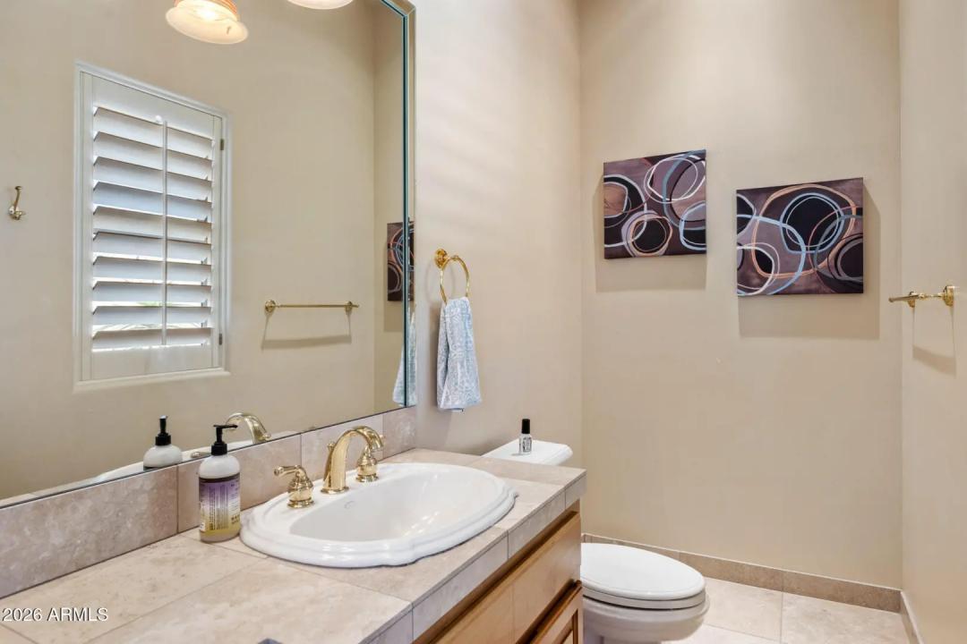Real Estate Picture 28