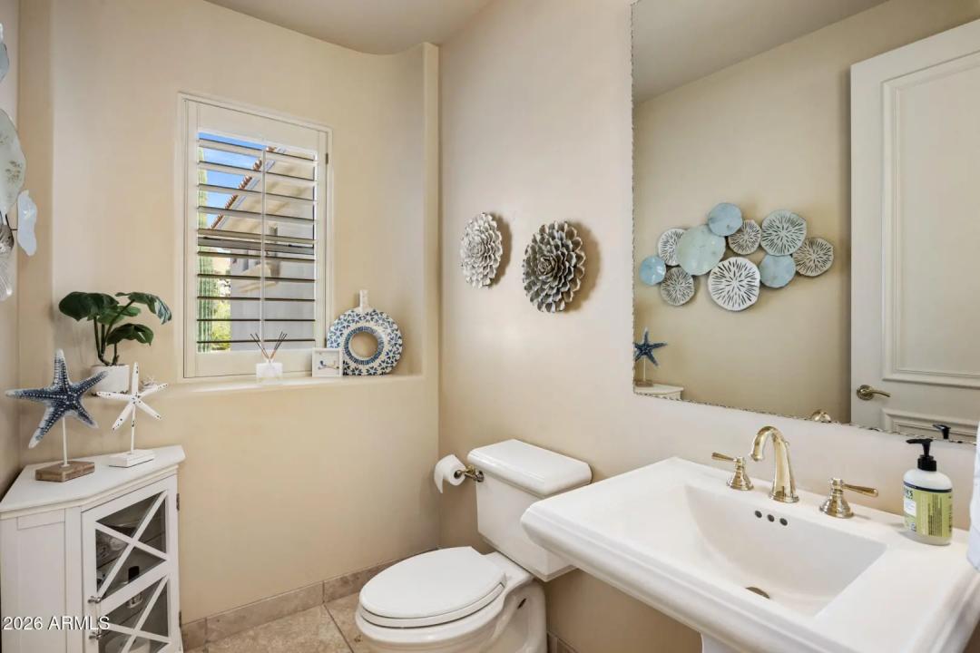 Real Estate Picture 33