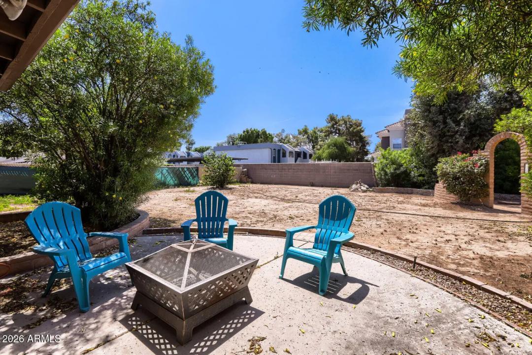 Real Estate Picture 19