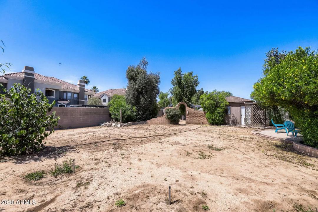 Real Estate Picture 24