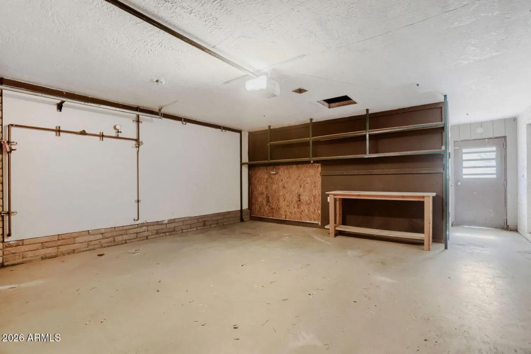 Real Estate Picture 20
