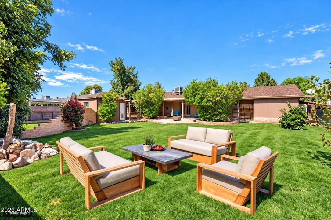 Real Estate Picture 25