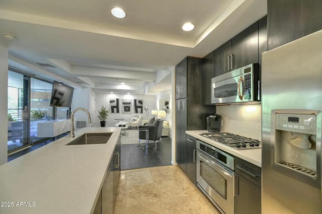 7151 E RANCHO VISTA Drive 3010 Scottsdale AZ 85251