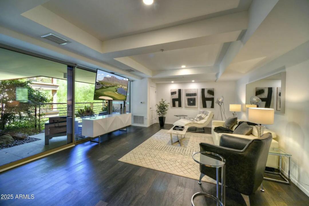 Real Estate Picture 2