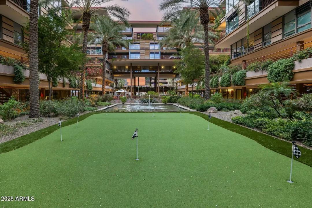 Real Estate Picture 12