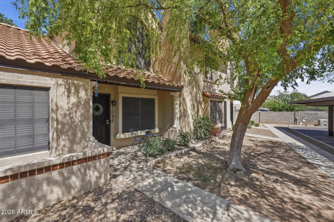 Real Estate Picture 2