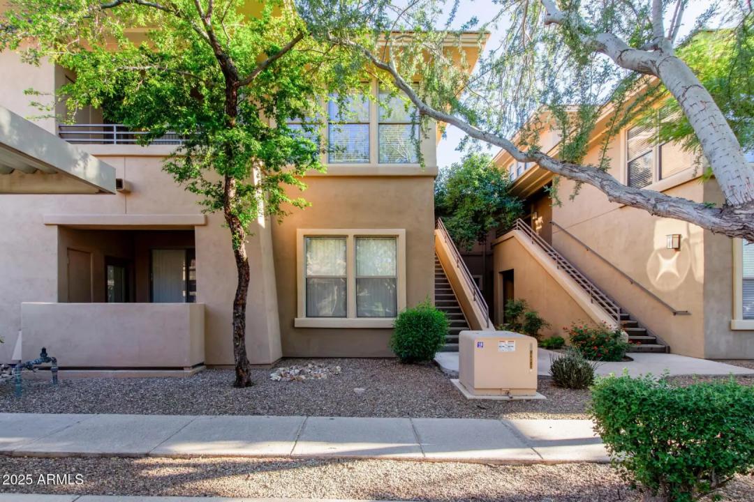 Real Estate Picture 2