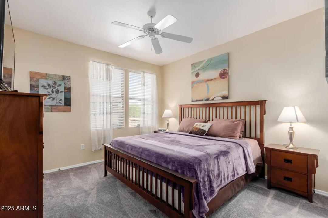 Real Estate Picture 17