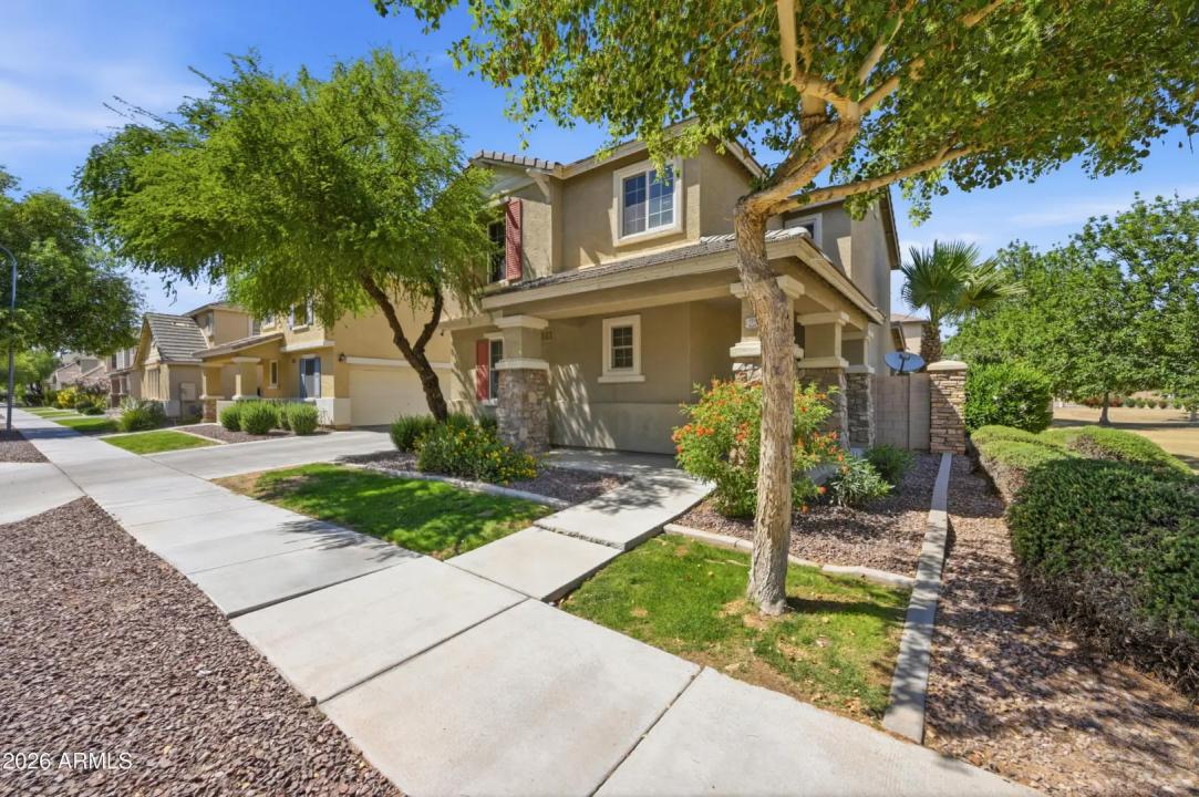 Real Estate Picture 32