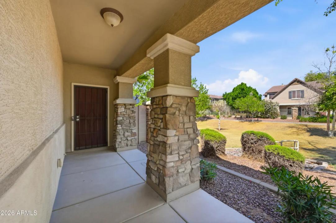 Real Estate Picture 33