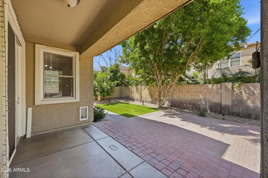 Real Estate Picture 28