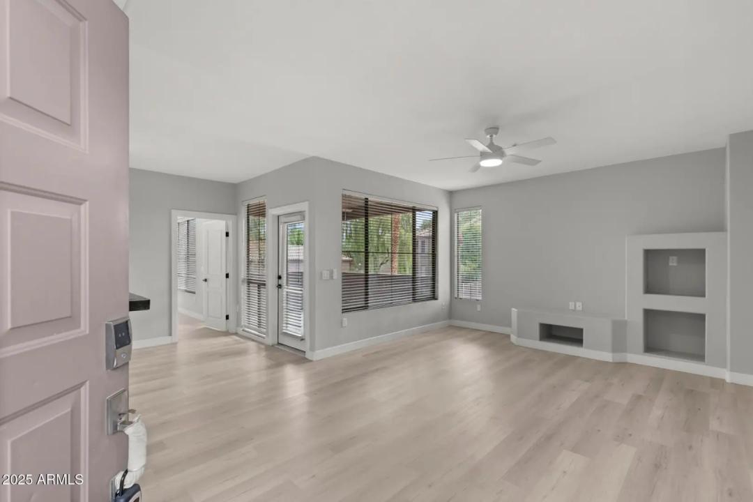 Real Estate Picture 6