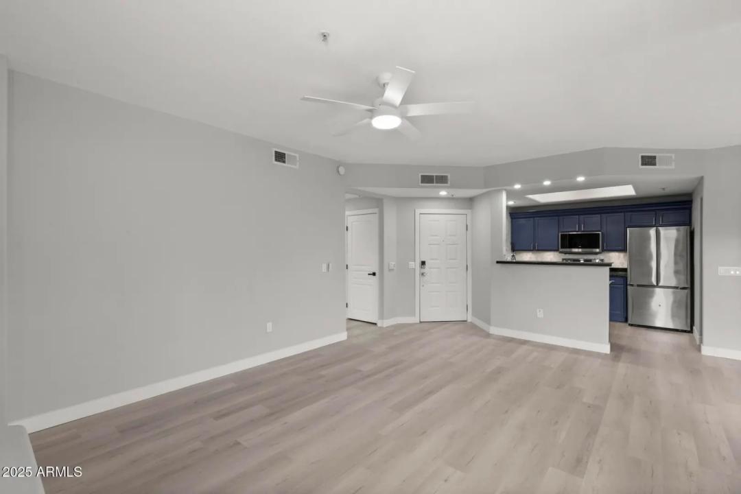 Real Estate Picture 10