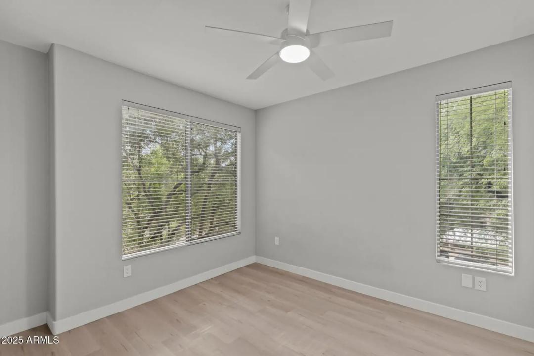 Real Estate Picture 19