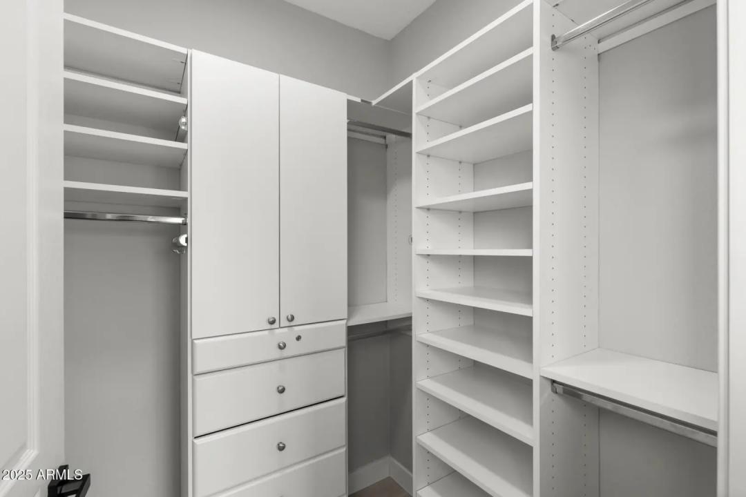 Real Estate Picture 27
