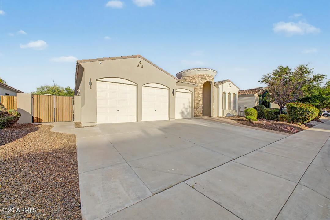 Real Estate Picture 2