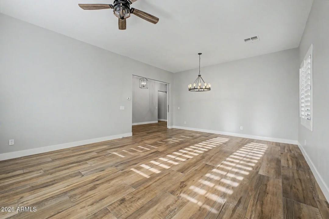 Real Estate Picture 6