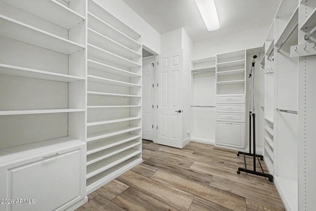 Real Estate Picture 22