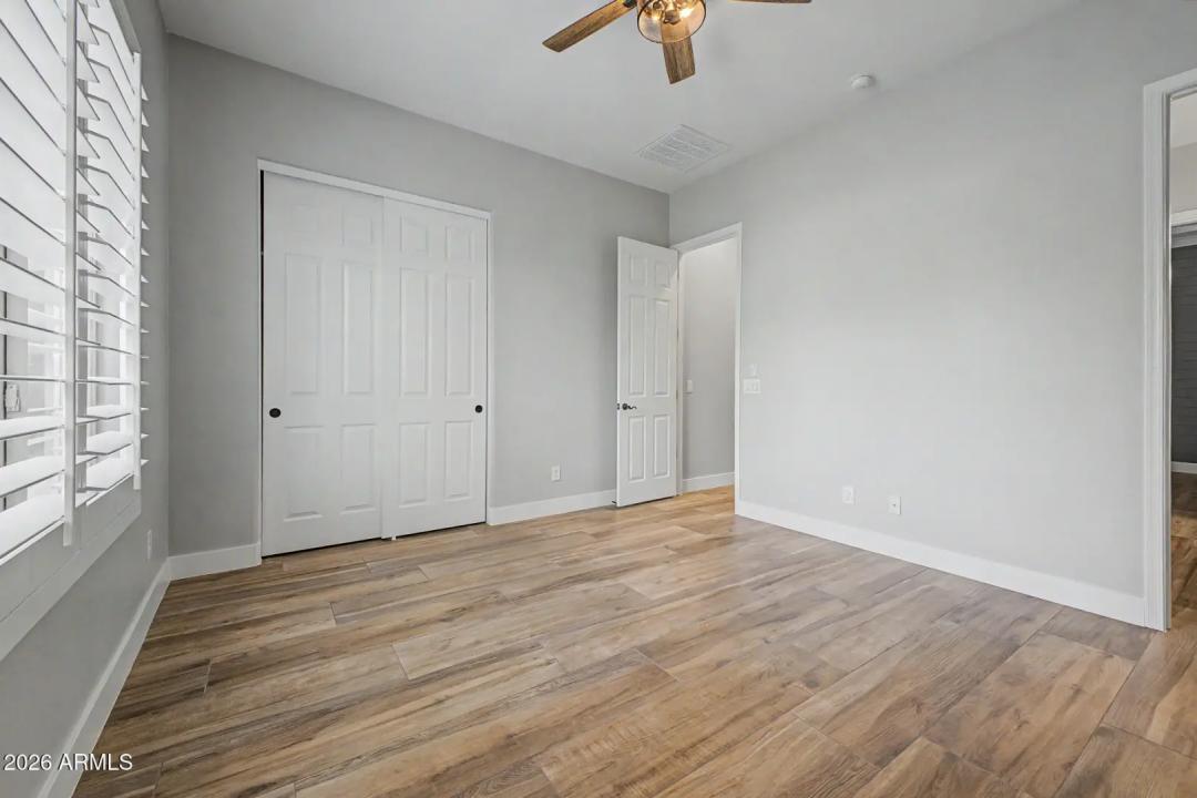 Real Estate Picture 28