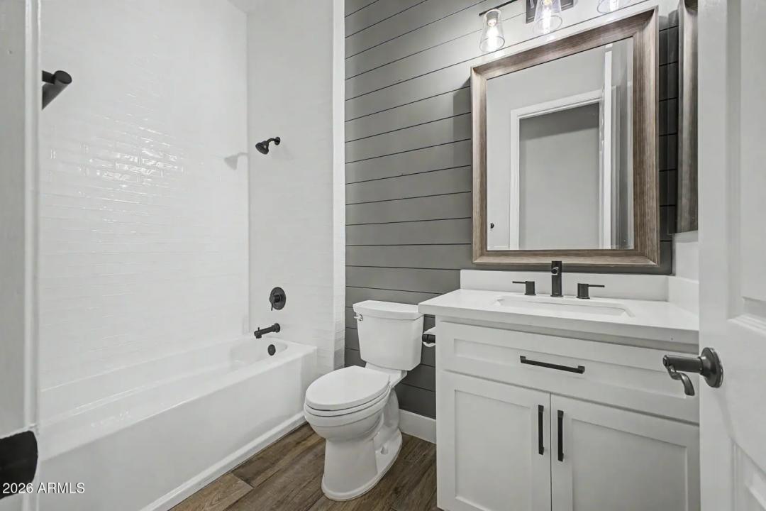 Real Estate Picture 31