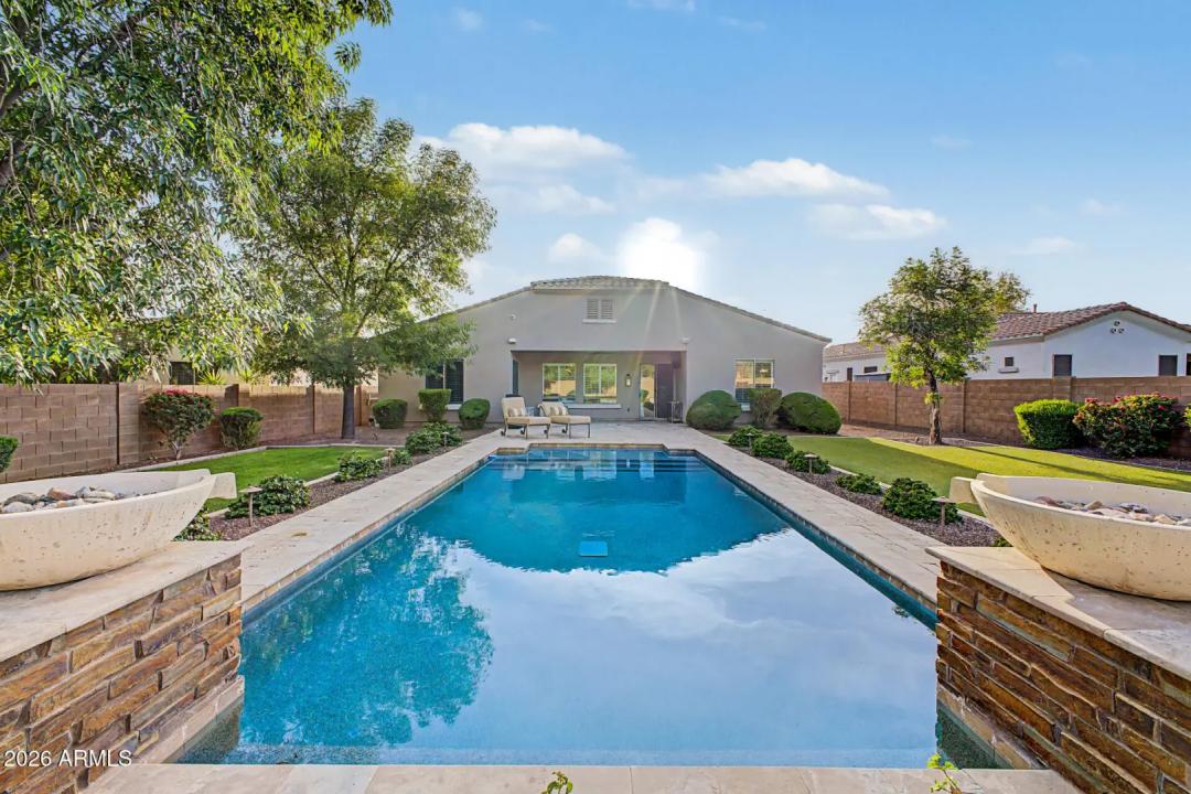 Real Estate Picture 38