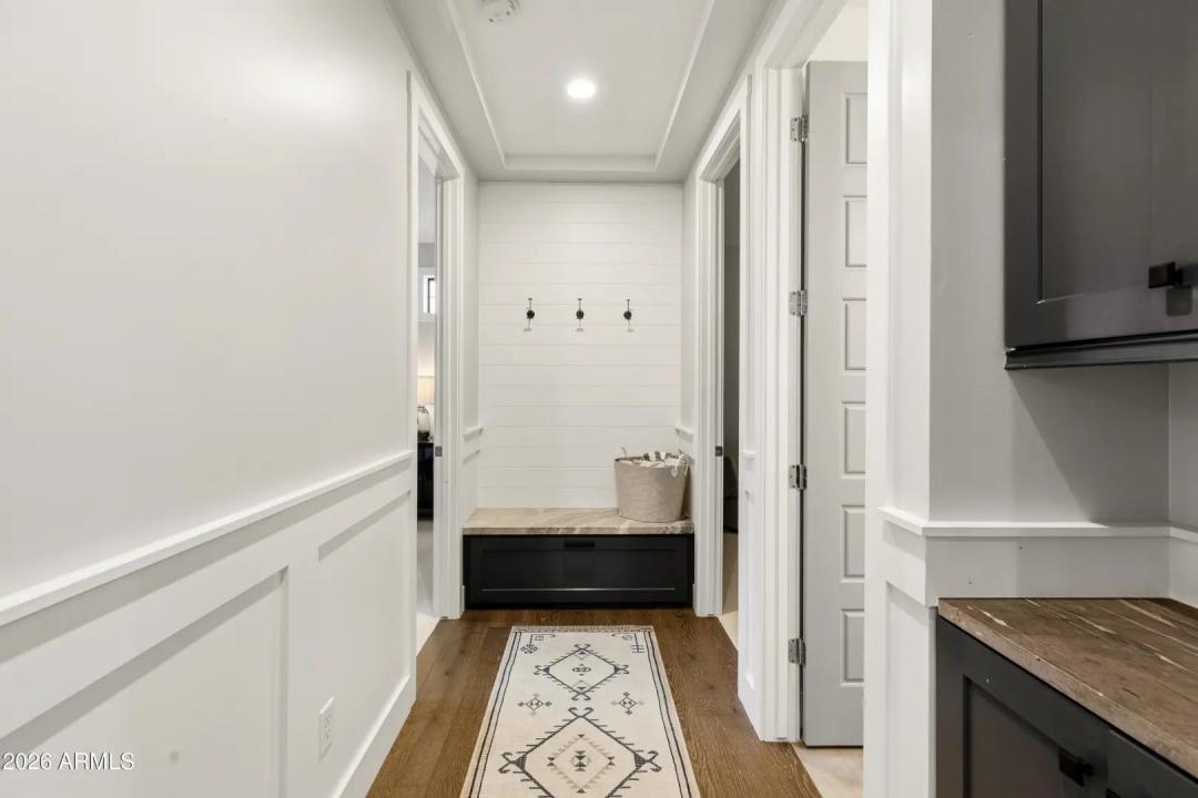 Real Estate Picture 18
