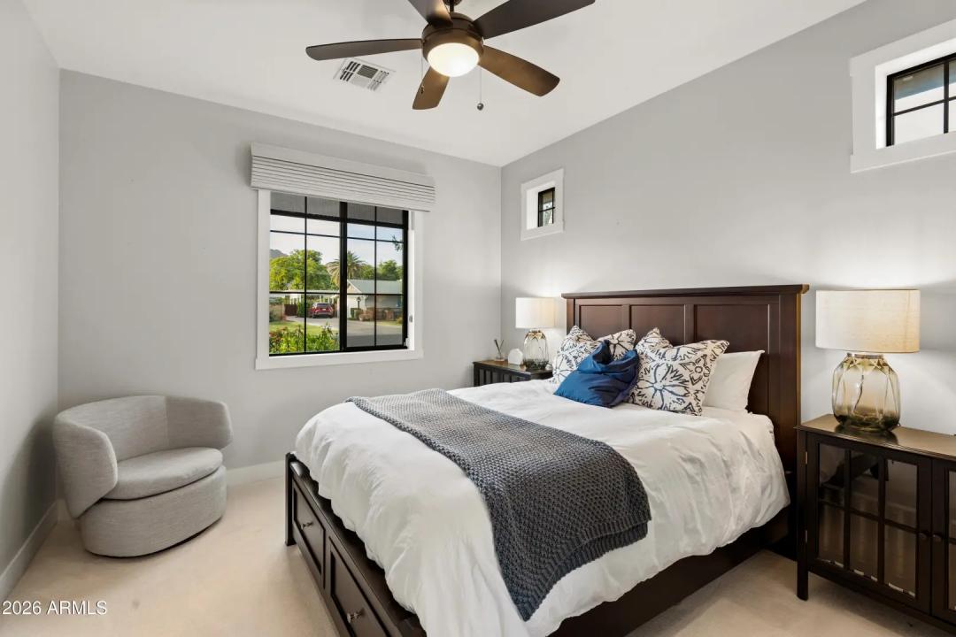 Real Estate Picture 21