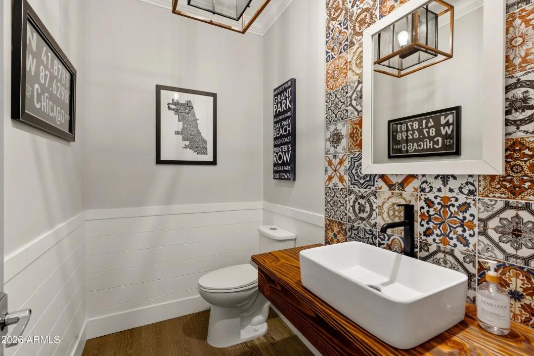 Real Estate Picture 22